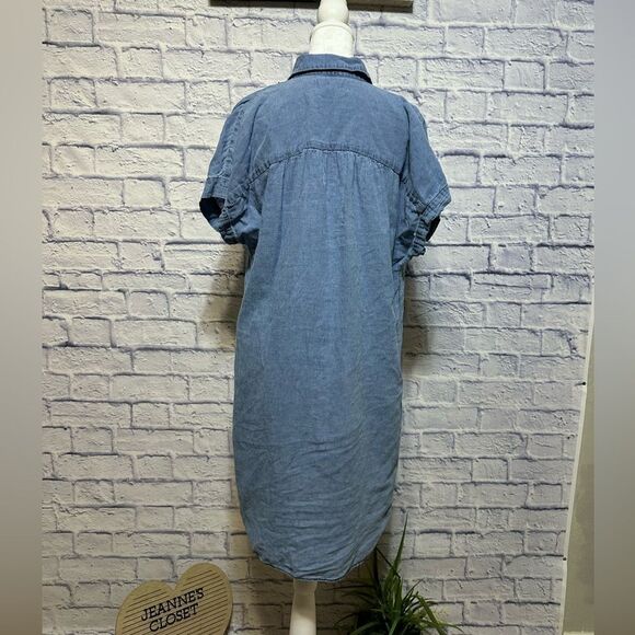 Madewell
Blue Solid Casual Shift Dress linen/cotton blend - Picture 11 of 14